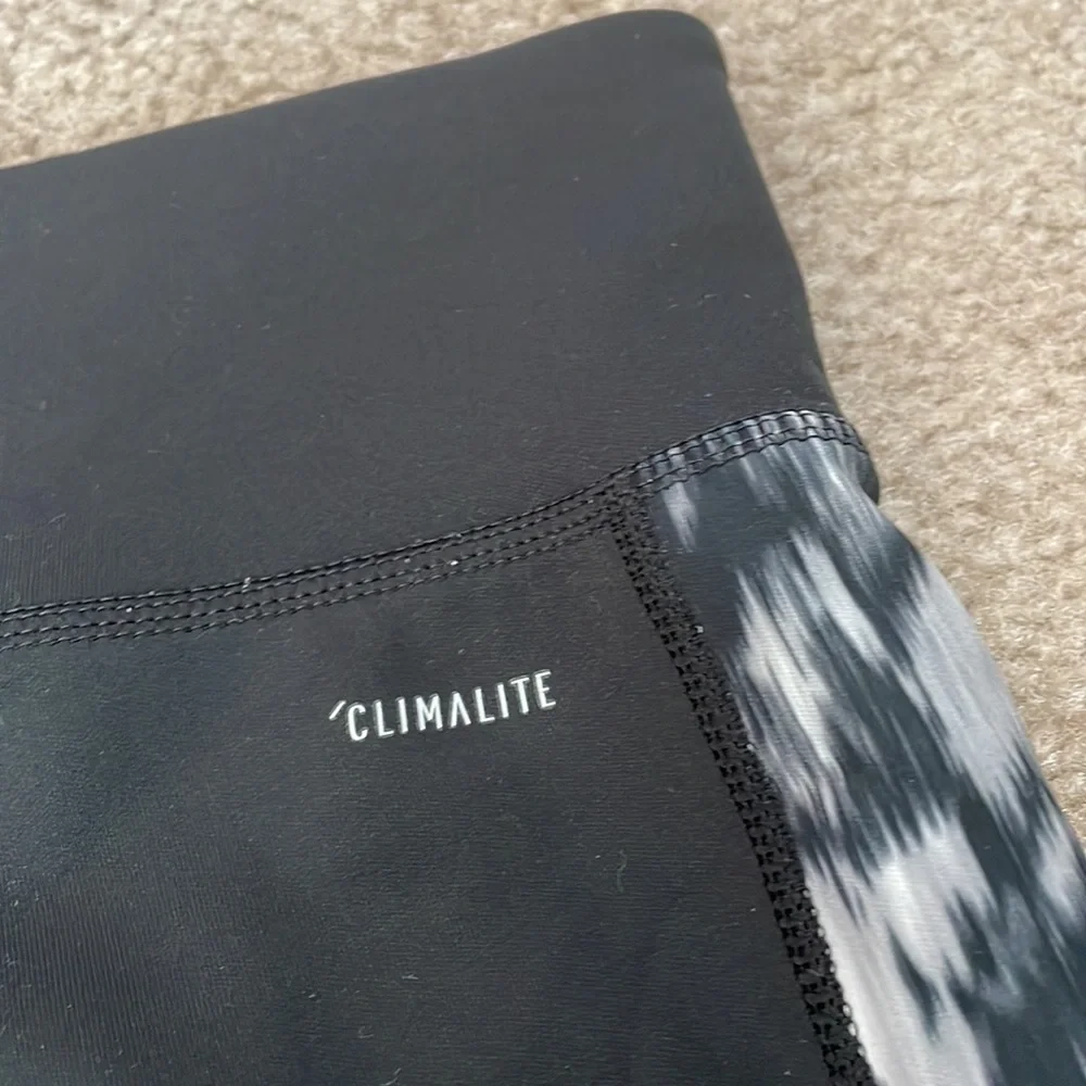 Adidas Climalite Cropped Workout Leggings - Picture 7 of 8
